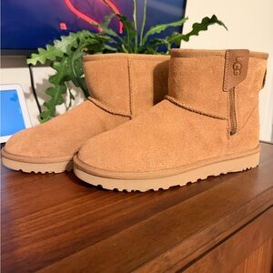 UGG Classic Chestnut Ankle Boots